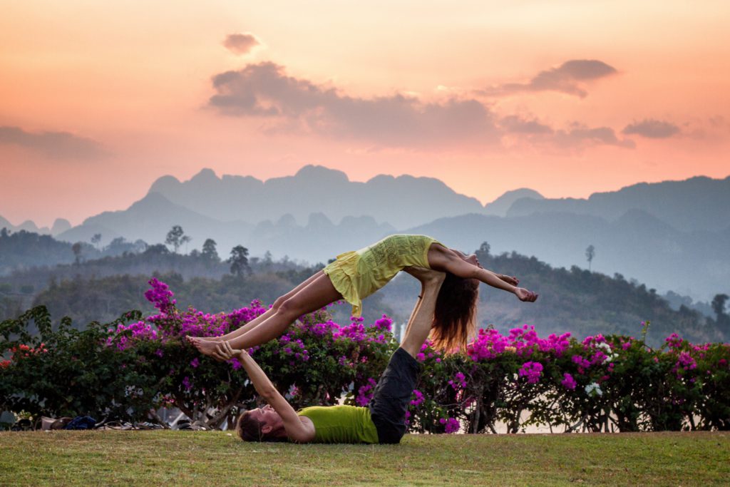 meditacó, yoga en mig de la natura 